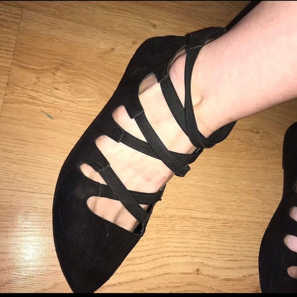 Shoes - Picture 2 of 2